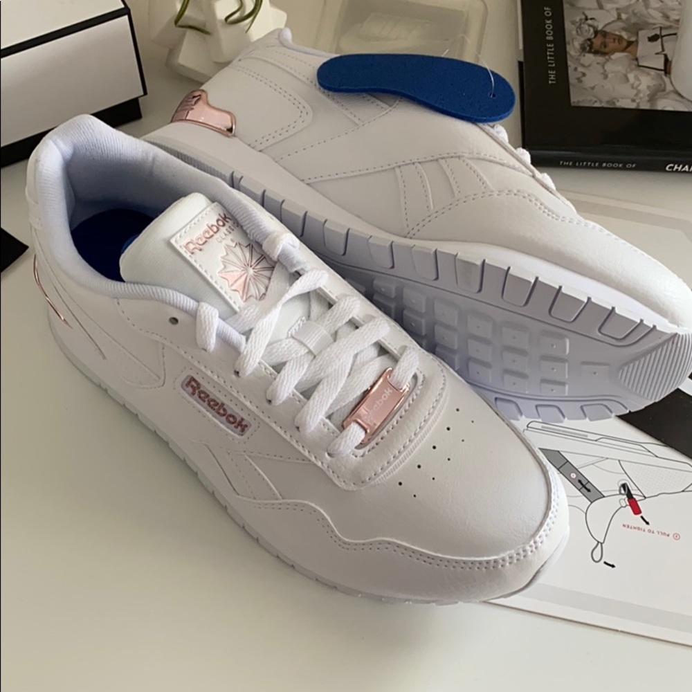 NWT Reebok leather classic white/rose gold - Picture 8 of 8